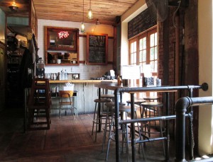 the interior of Ft. Reno BBQ (looking toward the front counter)